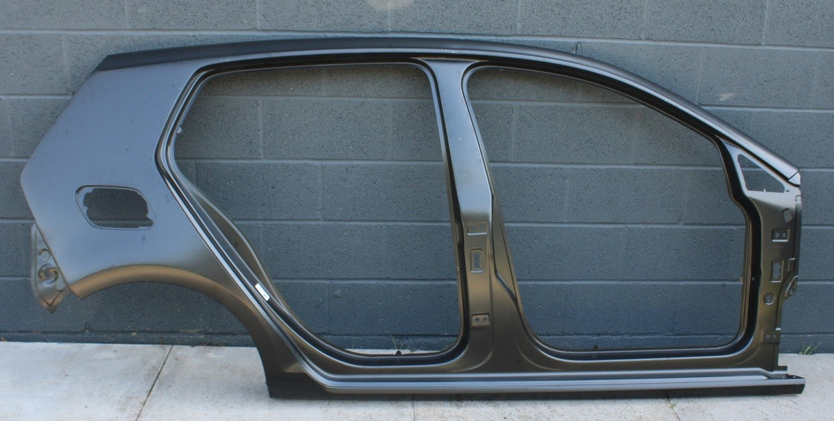 Golf MK7 MK7.5 2013-2020 4 door side body panel (right) 5G4809052A