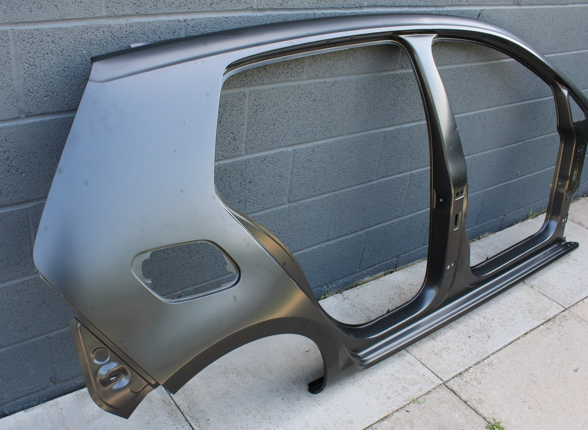 Golf MK7 MK7.5 2013-2020 4 door side body panel (right) 5G4809052A