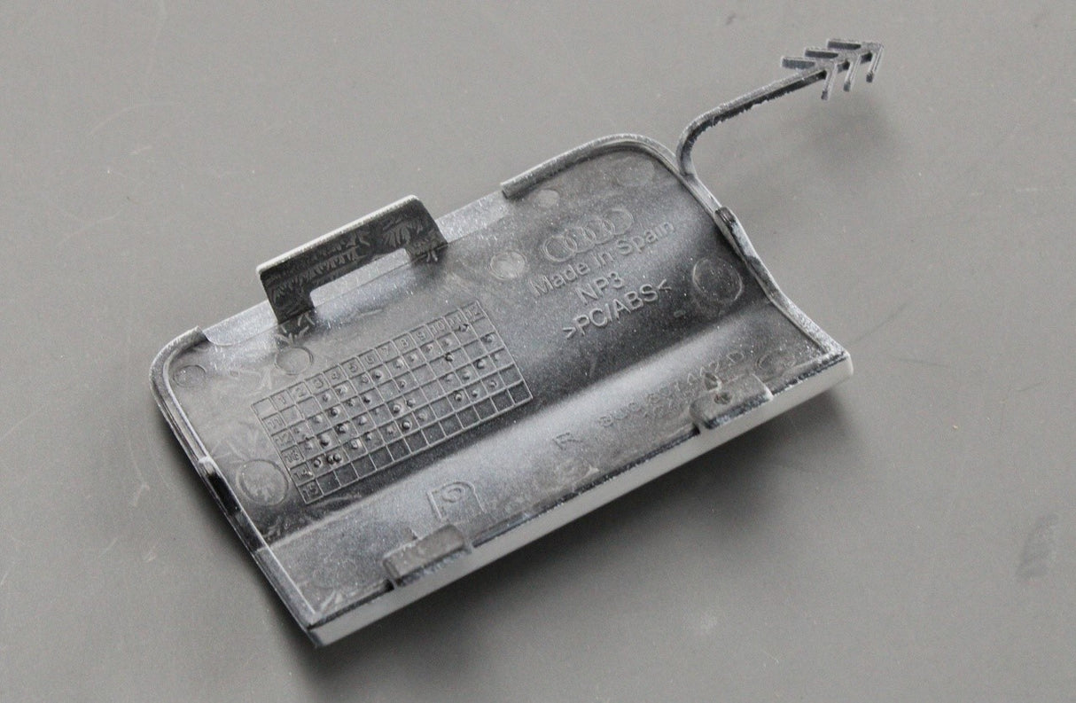 Audi Q3 2012-2014 rear towing eye cover (primed) 8U0807442D GRU