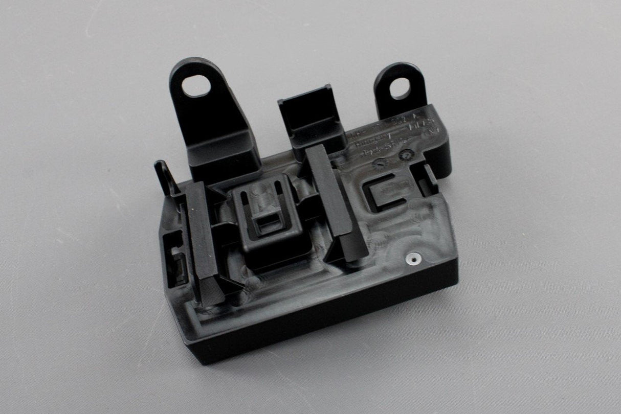 VW Golf MK8 2020-On trailer detection control unit bracket 5H9971502A