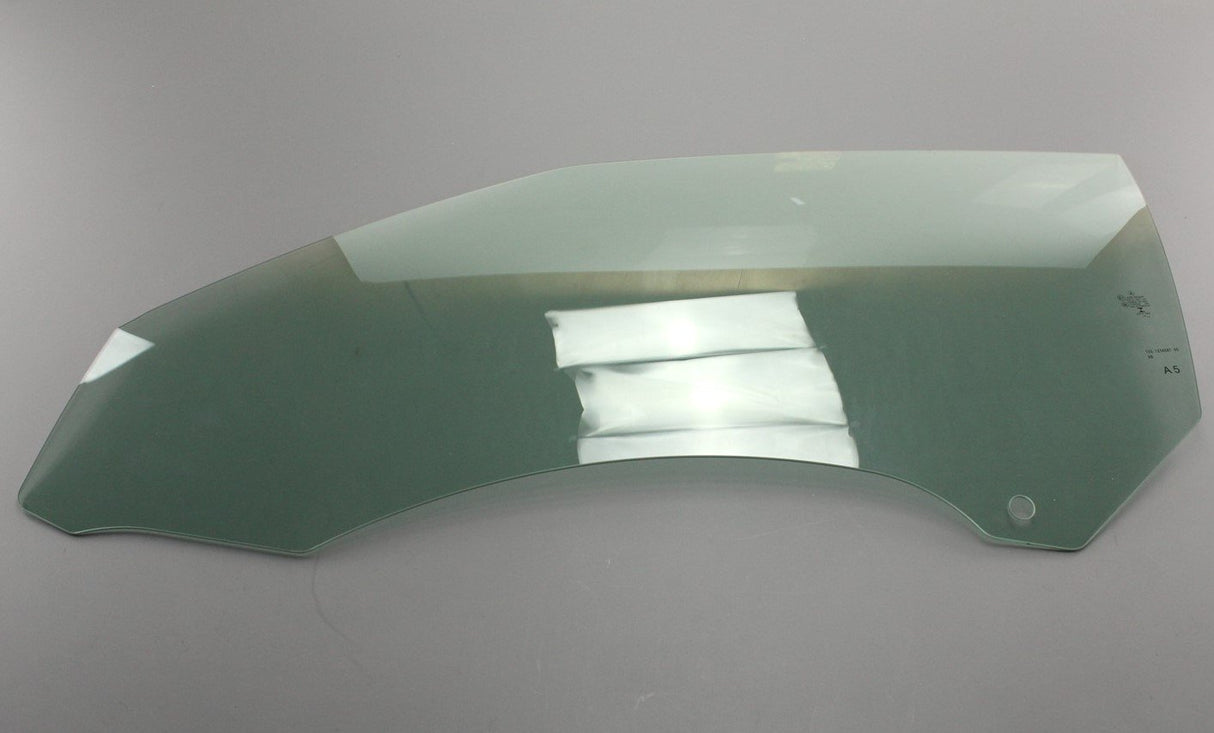 Mercedes-Benz C-Class door window glass (front, left) A2057250310