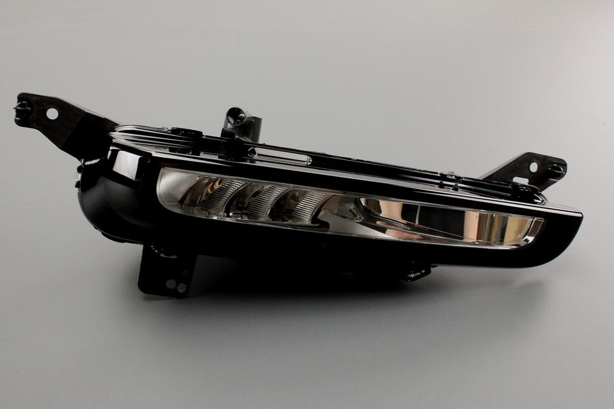 Range Rover Evoque front left fog light LR072646