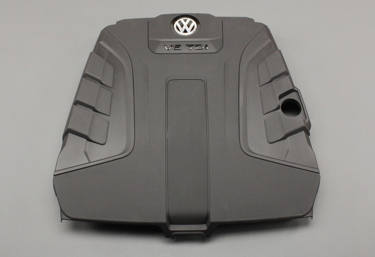 VW Touraeg 2018-on engine cover (3.0 TDI) 4M4133849B
