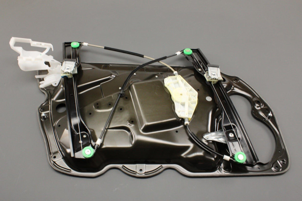 VW Passat B6 2006-2008 RHD window regulator (right) 3C2837462H