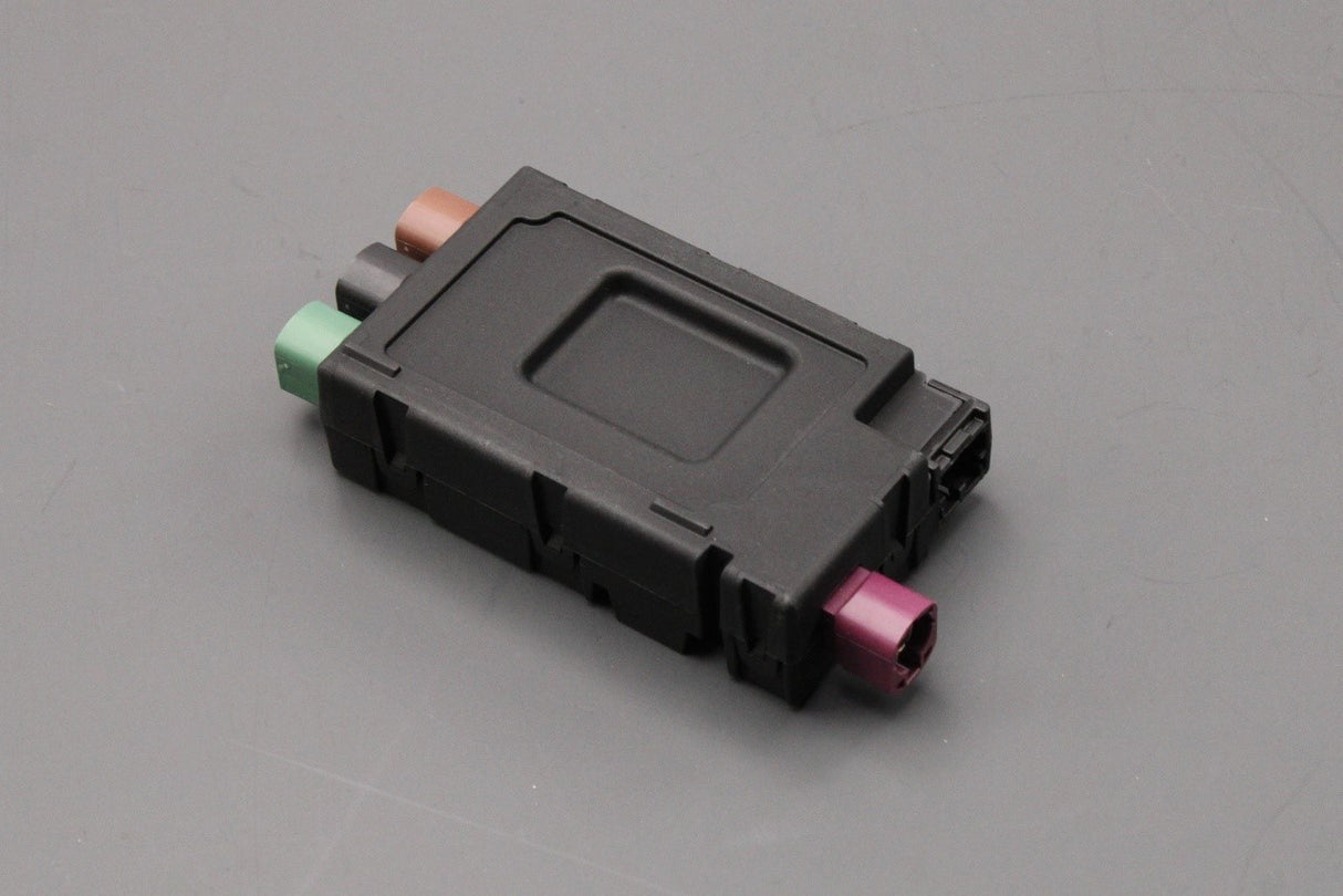 VW Caddy Polo T6 Tiguan Audi Q2 Skoda Kodiaq USB distributor 5G0035953D