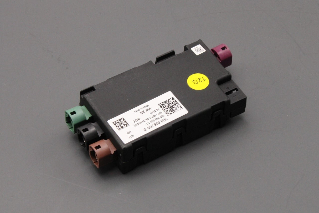 VW Caddy Polo T6 Tiguan Audi Q2 Skoda Kodiaq USB distributor 5G0035953D