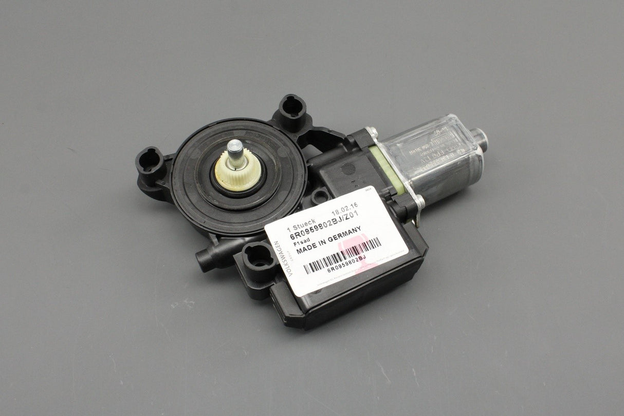VW Beetle 2012-2016 RHD window regulator motor (right) 6R0959802BJ Z01
