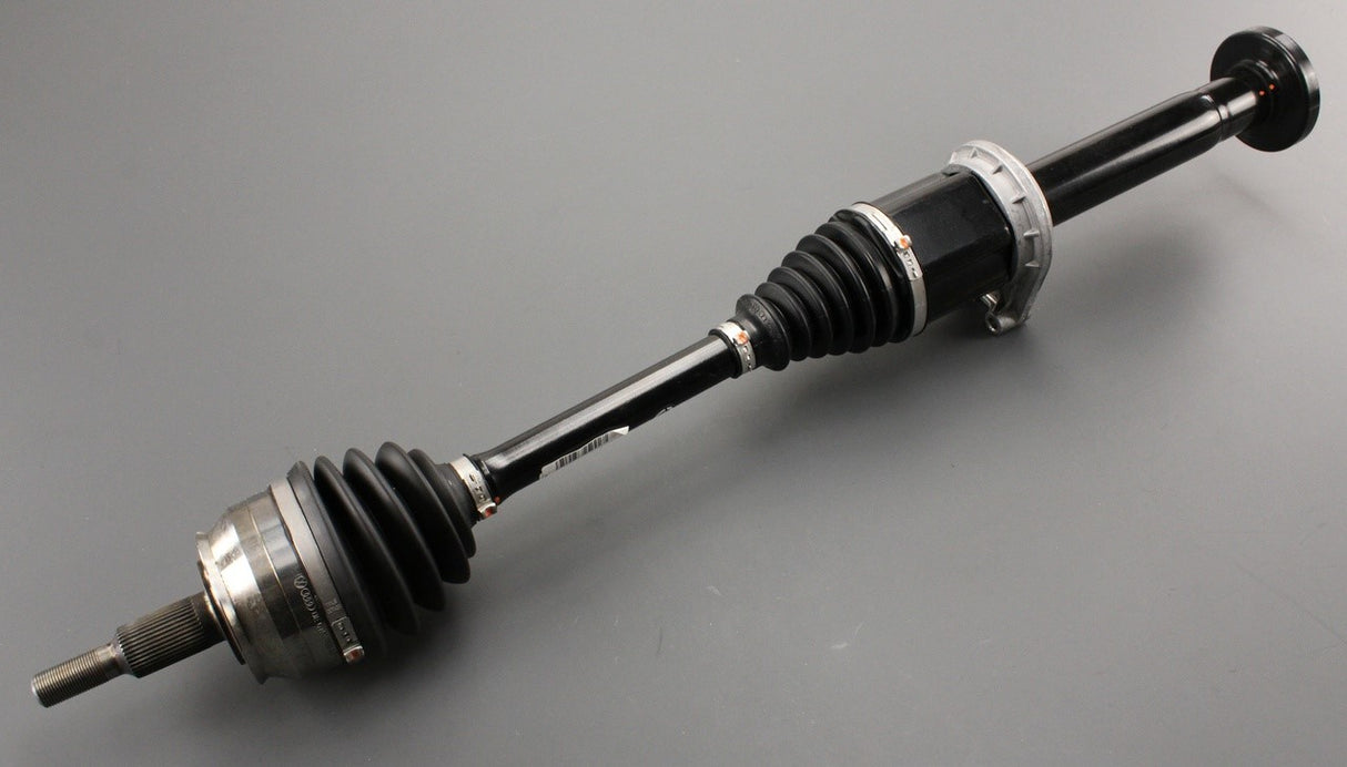 VW Transporter T6 2016-2019 front drive shaft (right) 7E0407454QX