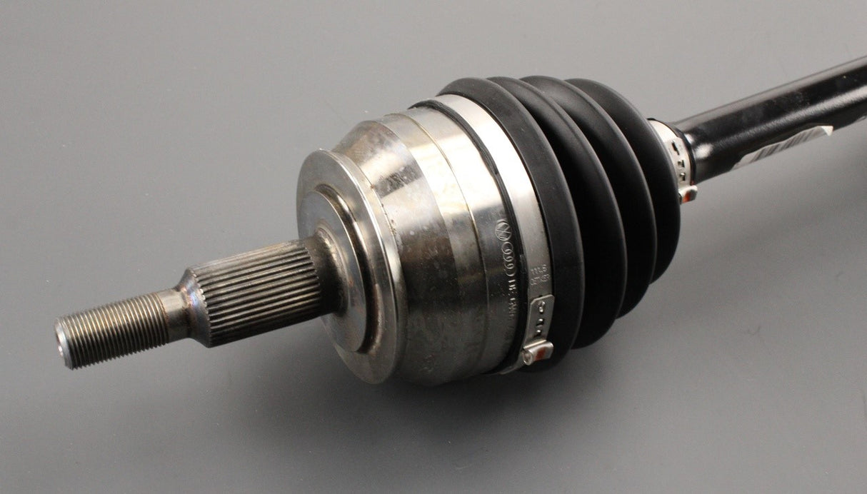 VW Transporter T6 2016-2019 front drive shaft (right) 7E0407454QX