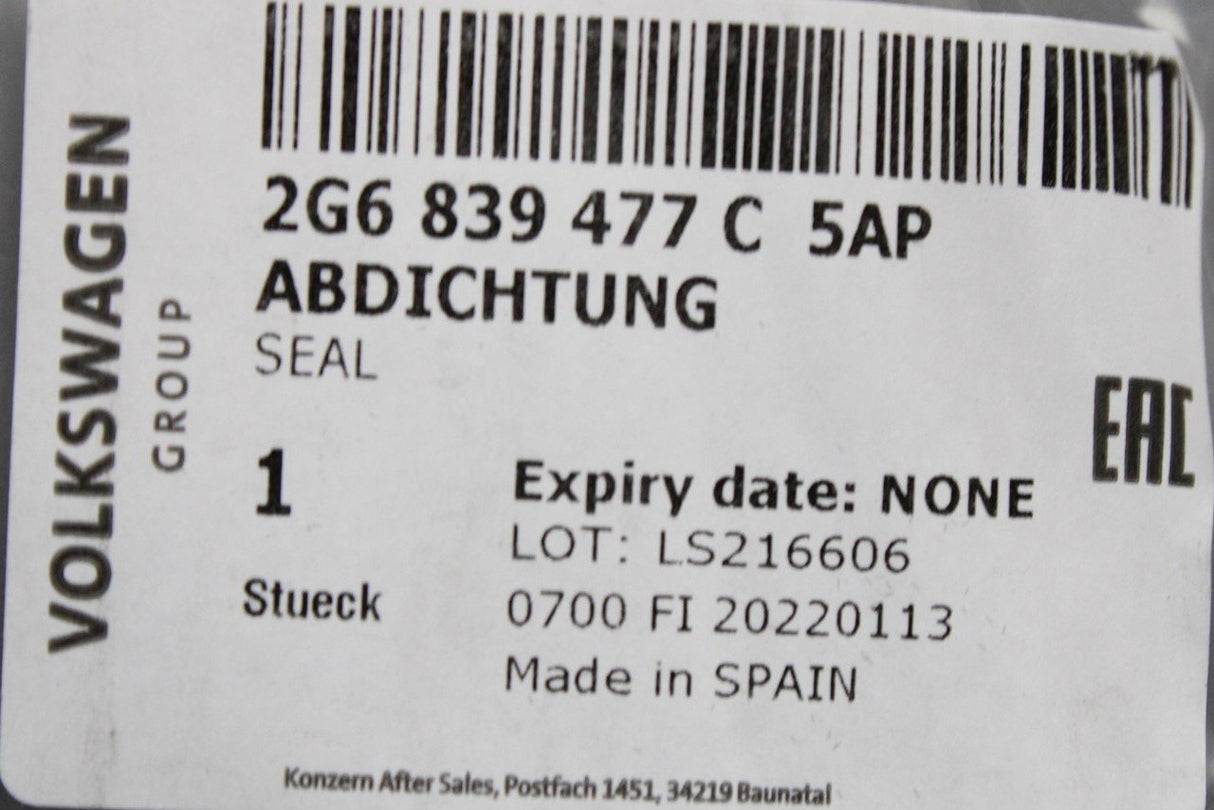 VW Polo AW 2018-on window outer aperture seal black (rear left) 2G6839477C 5AP