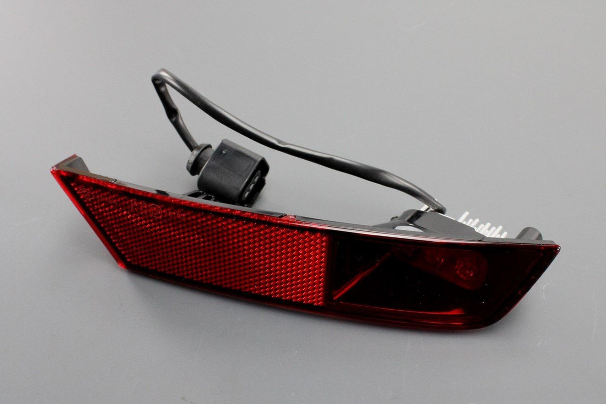 VW Up! 2017-on Skoda e-Citigo rear LED fog light (RHD) 1S0945702A