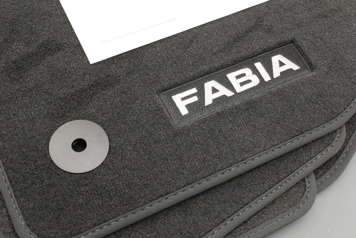 Skoda Fabia 2022-on RHD carpet floor mats set 6VC061404