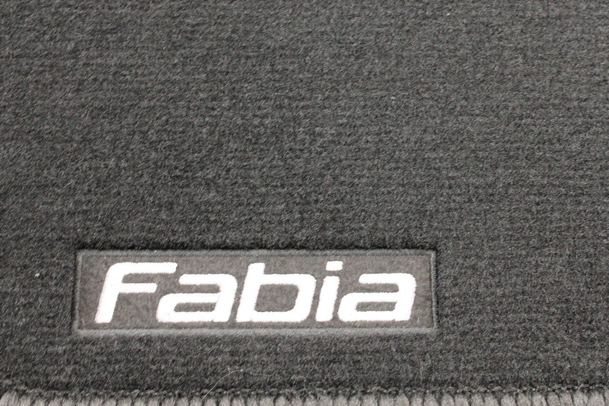 Skoda Fabia 2008-14 carpet floor mats set (front & rear) 5J2061420