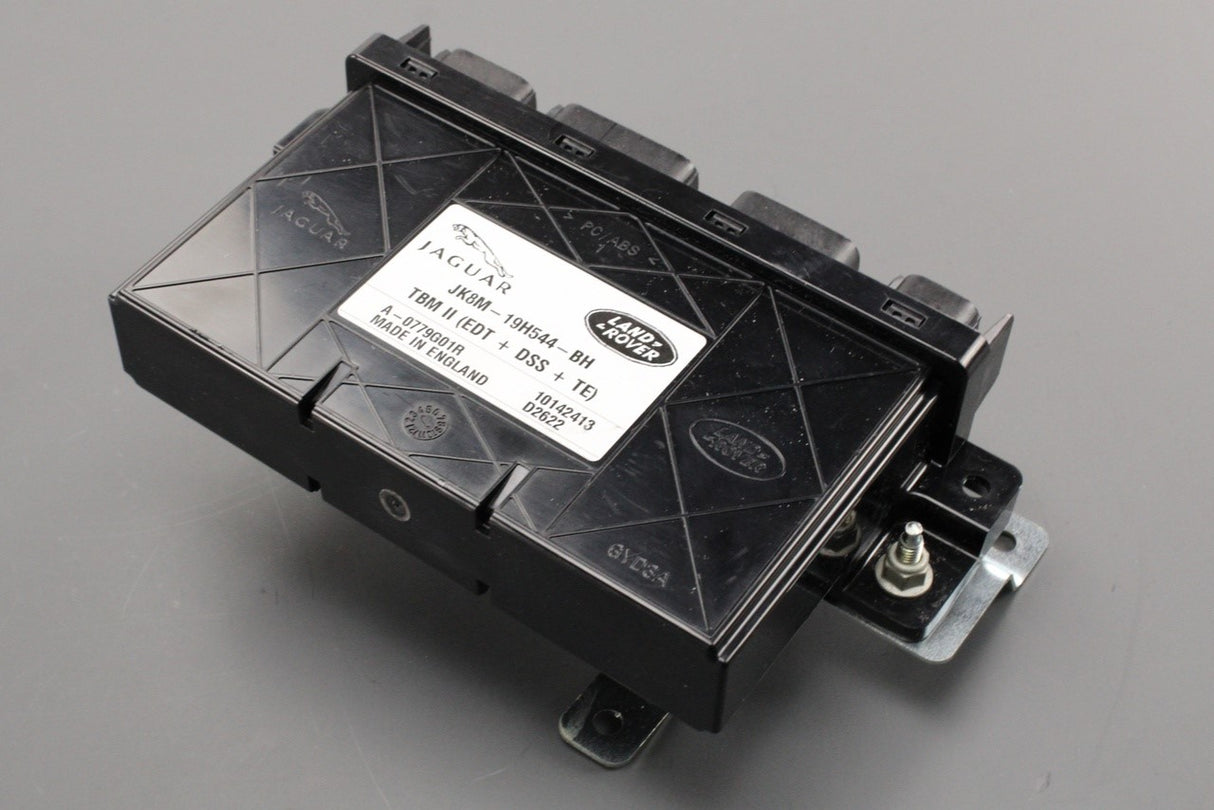 Range Rover Velar 2017-on side steps & tow bar control module VPLYT0218