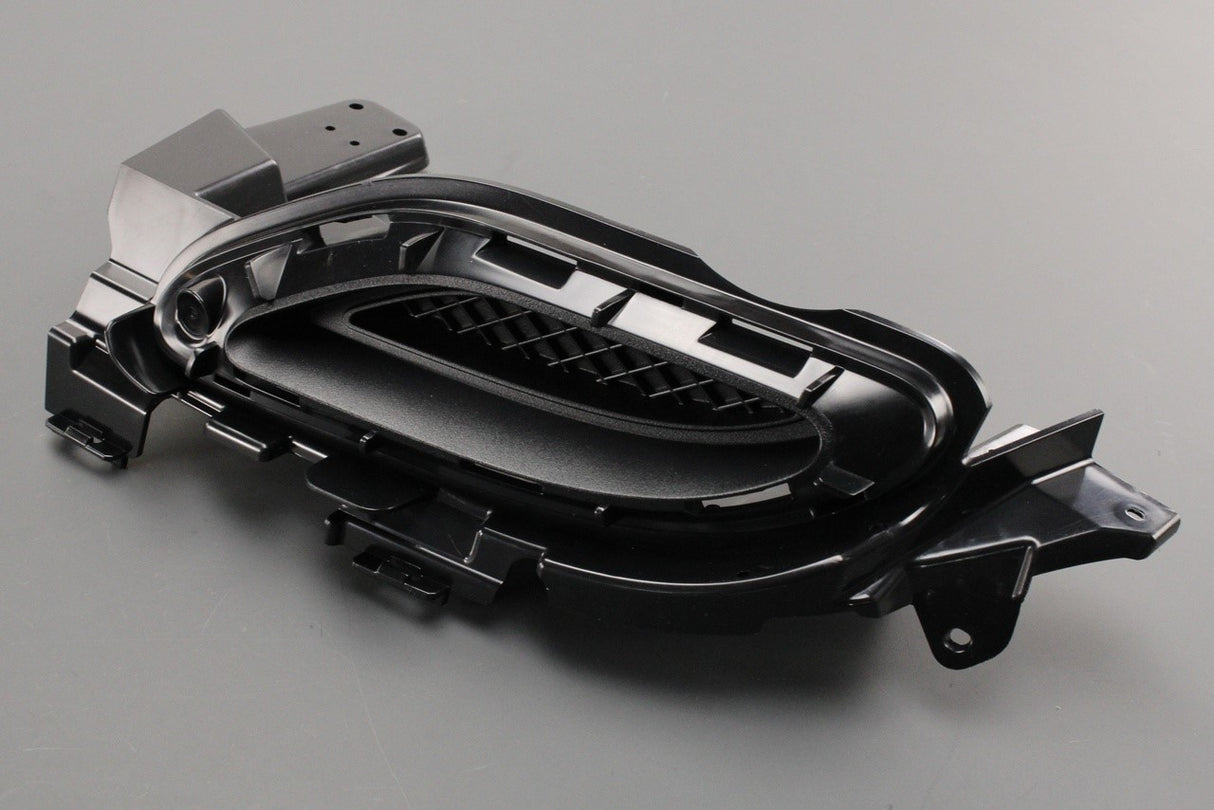 Mercedes-Benz AMG C63 Cabriolet rear bumper bracket (left) A2058850956