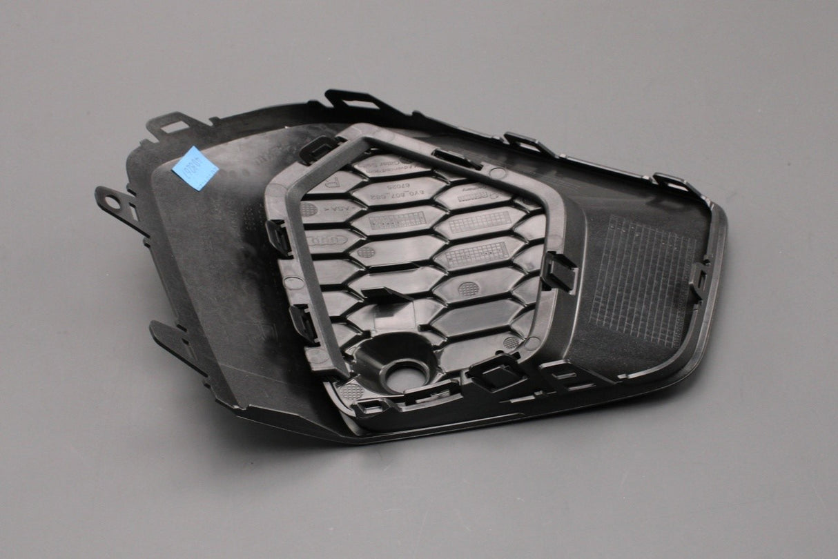 Audi A3 2022-on bumper grille air guide (front right) 8Y0807672 1RR