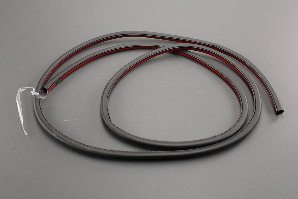 Range Rover Evoque 2012-2018 door seal (rear left) LR026458