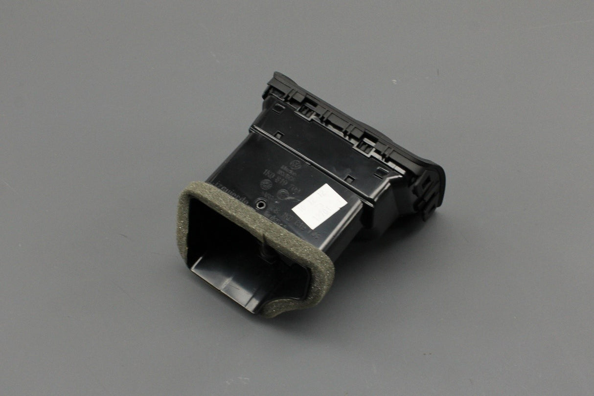 VW Golf MK5 2006-09 Jetta 06-10 dashboard air vent (left) 1K0819703D 1QB