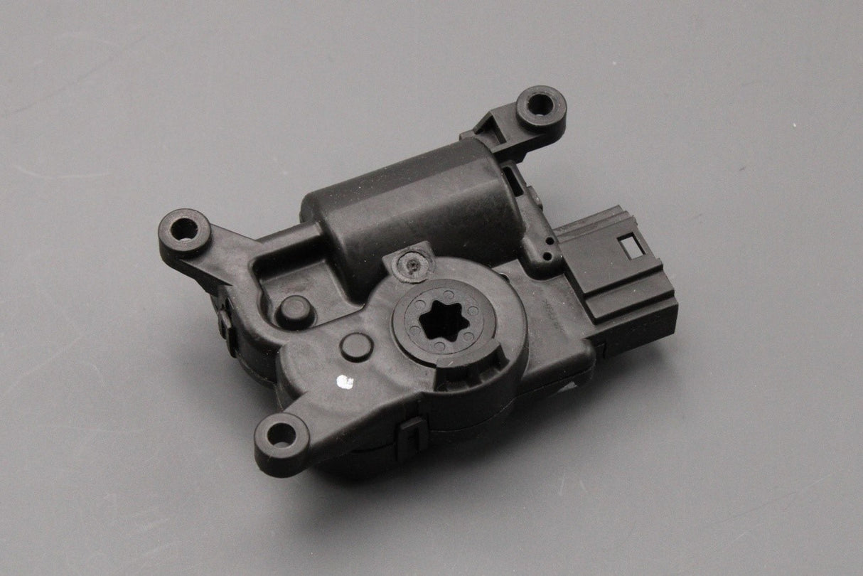 VW Polo AW Audi A1 SEAT temperature regulating servomotor 2Q0907511C