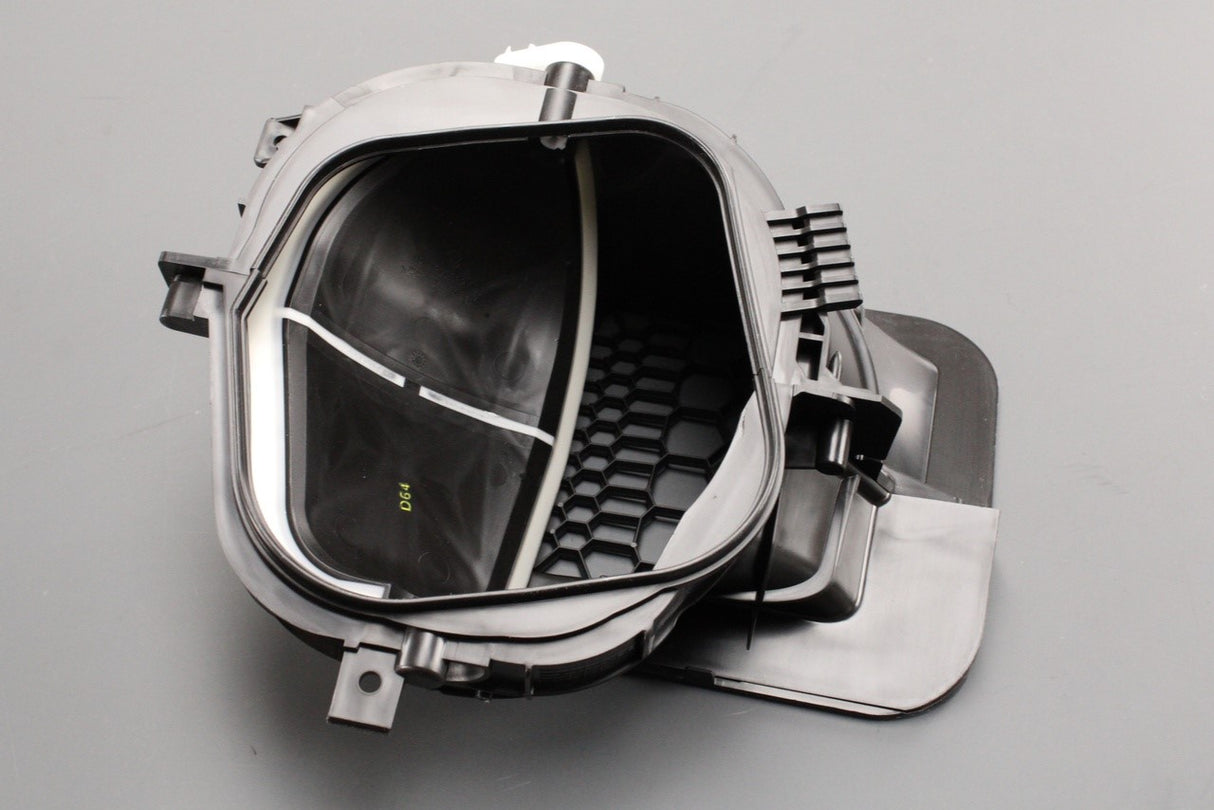 VW Transporter T6.1 2020-on RHD air intake duct 7LA815164