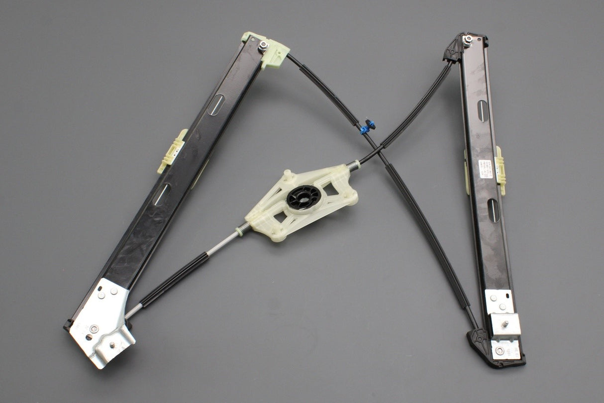 SEAT CUPRA Leon 2020-on front window regulator (right) 5FA837462D
