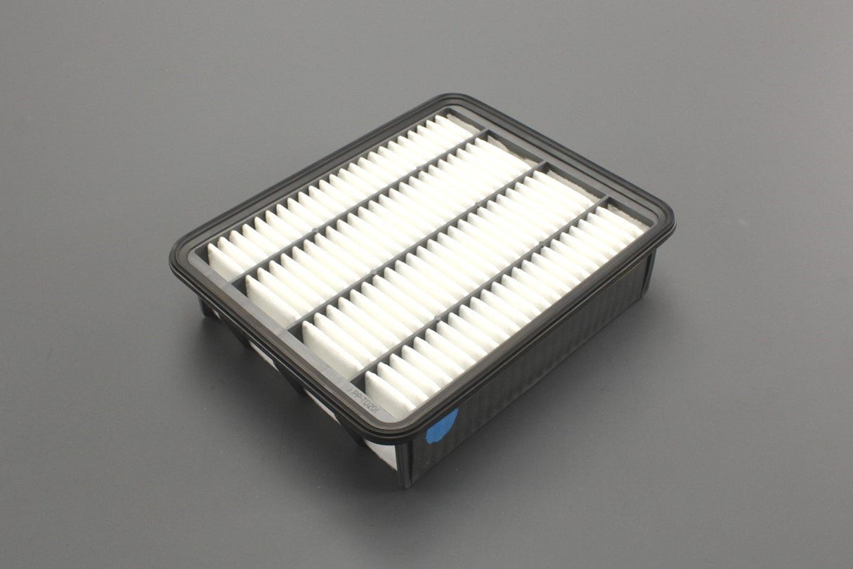 Toyota Land Cruiser 2009-on air filter element 17801-11130