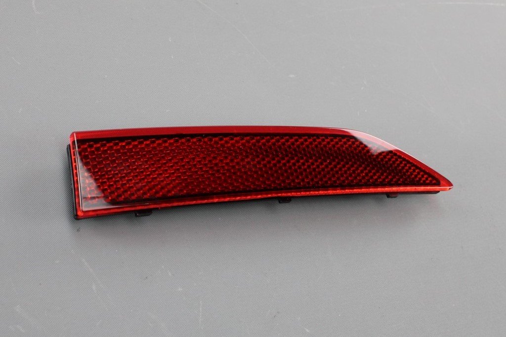 Audi A4 A5 2016-on rear bumper reflector lens (left, inner) 8W0945103B