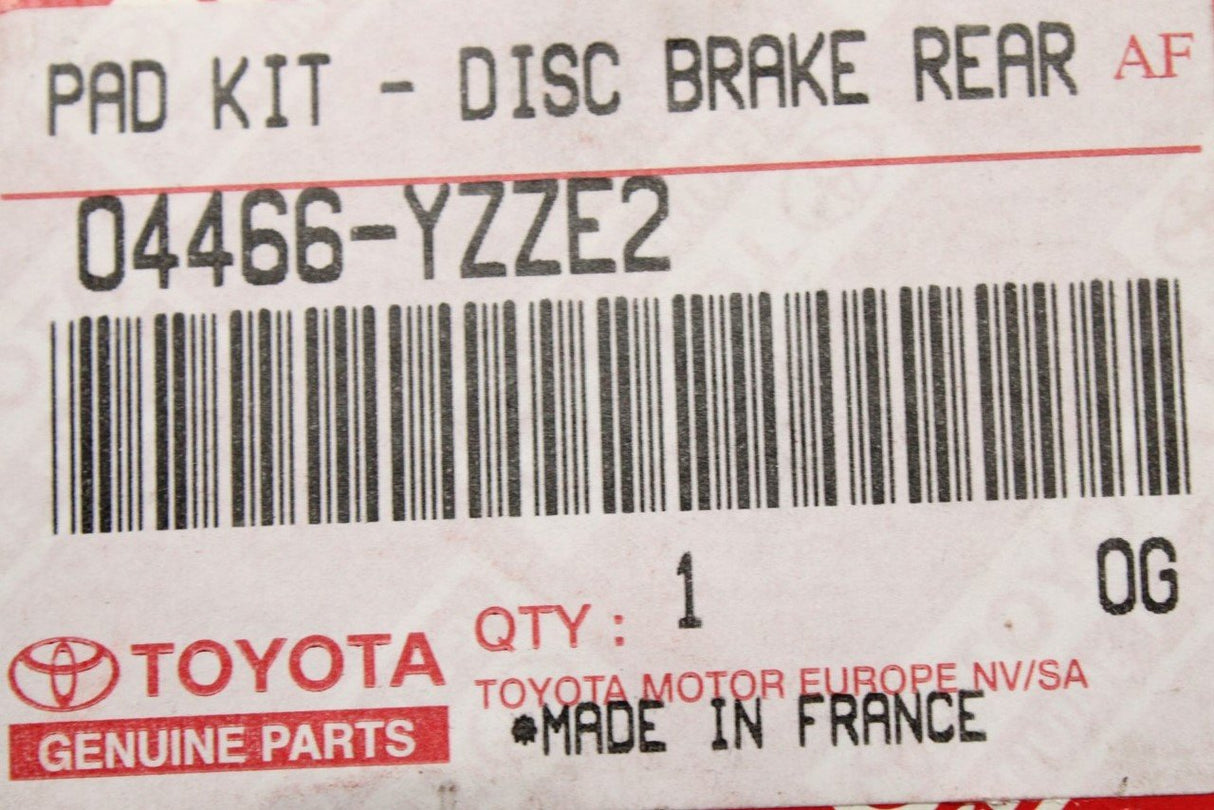 Toyota Avensis Corolla Verso brake pads (rear) 04466-YZZE2