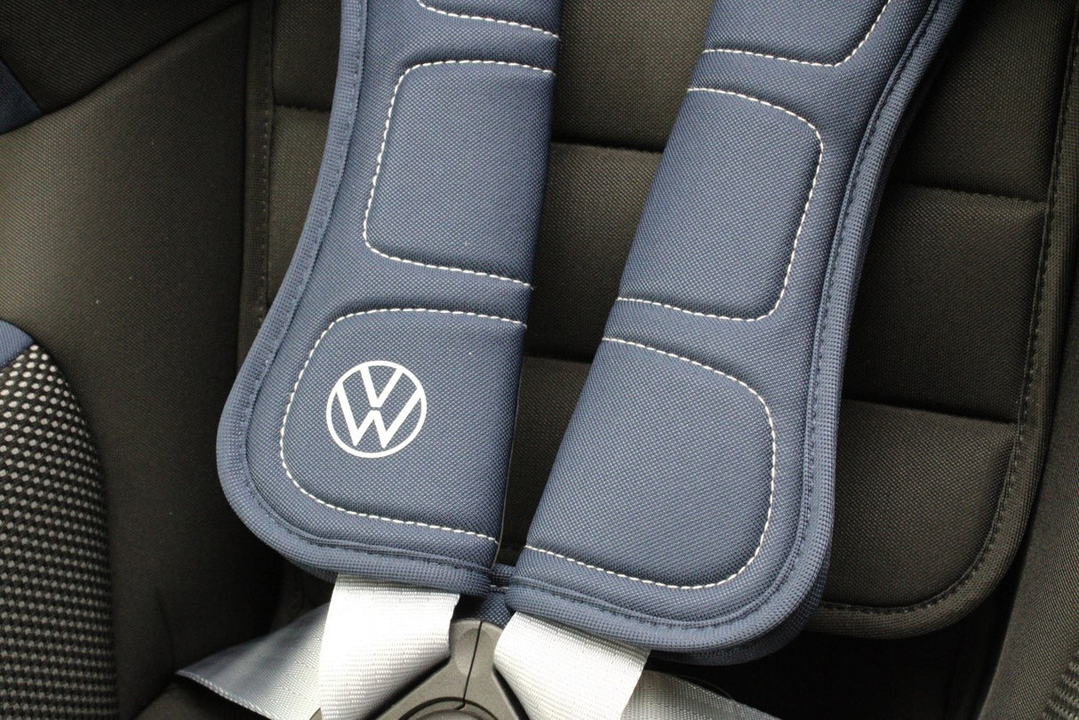Volkswagen i-size trifix child safety car seat (15-48 months) 11A019909