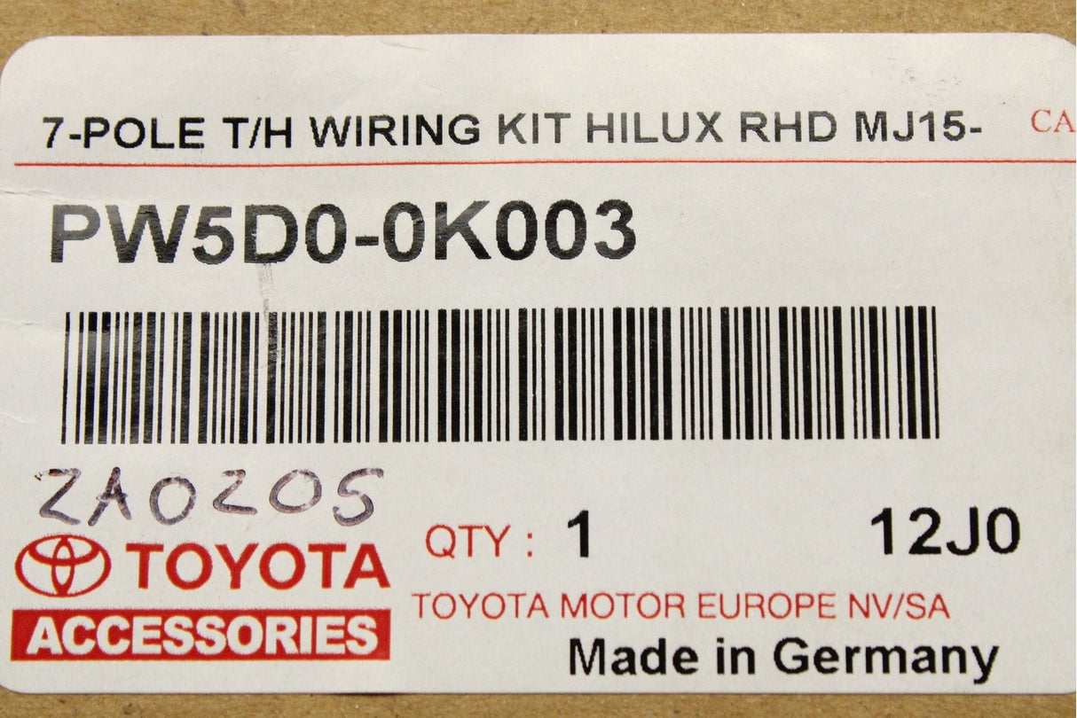 Toyota Hilux 7 pin tow bar wiring harness kit PW5D0-0K003