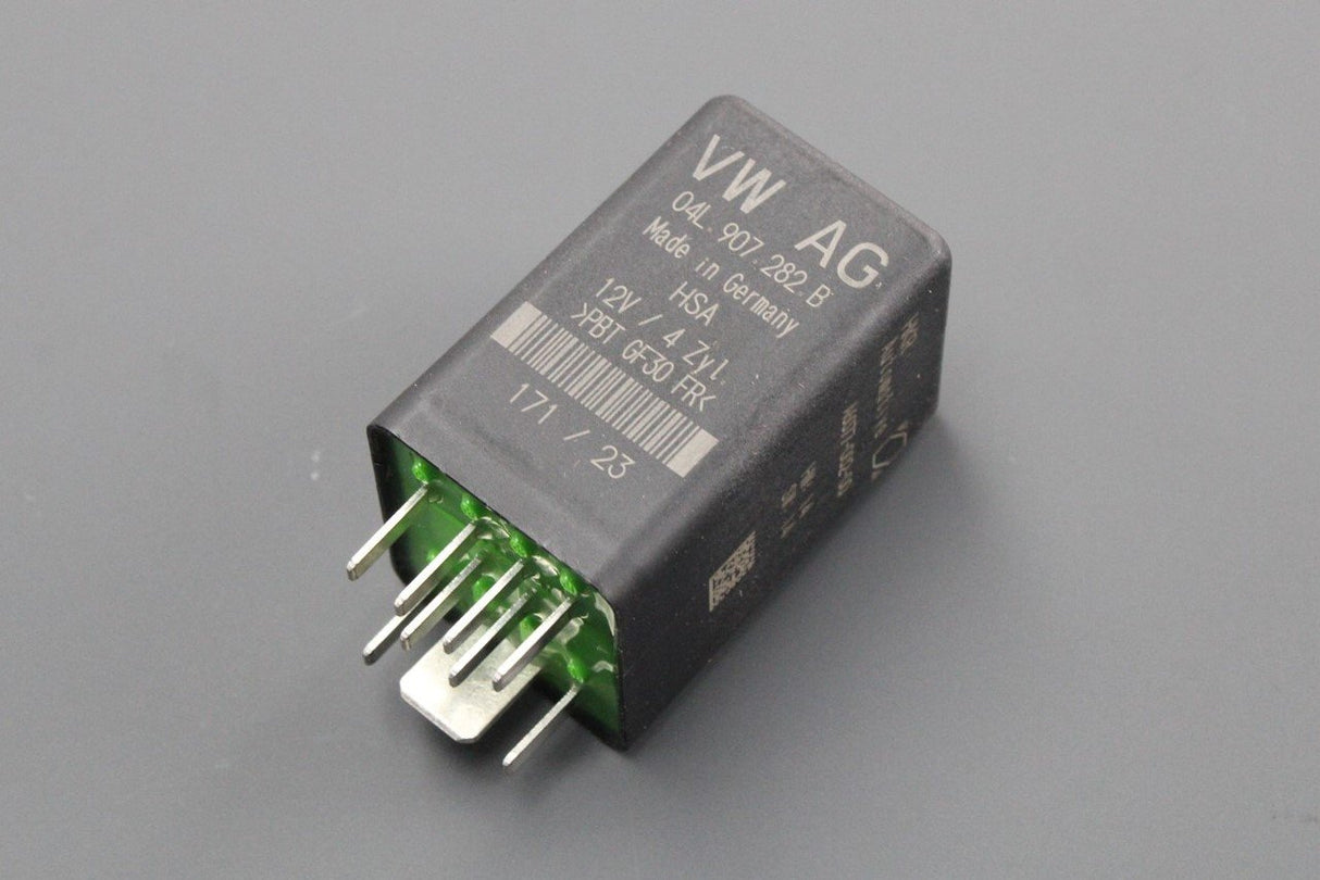 VW Audi Skoda SEAT 2.0 TDI control unit for glow plug 04L907282B