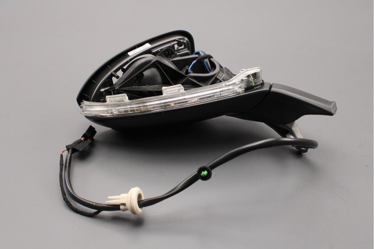 VW Golf MK7 MK7.5 2013-20 wing mirror housing (right) 5G2857508BG 9B9