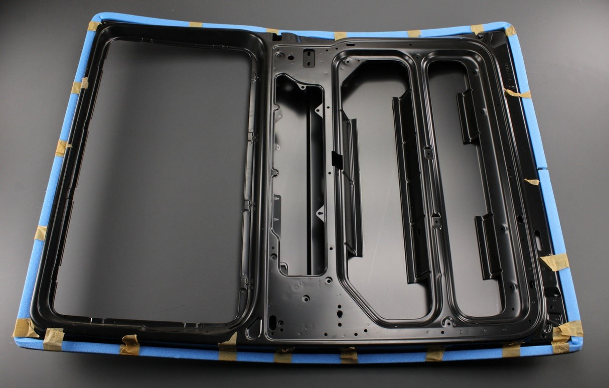 VW Transporter T6.1 sliding door with window opening (right) 7LA843108B