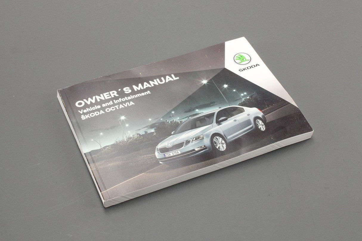 Skoda Octavia 17-on owners manual (05.2017) 5E0012720AM