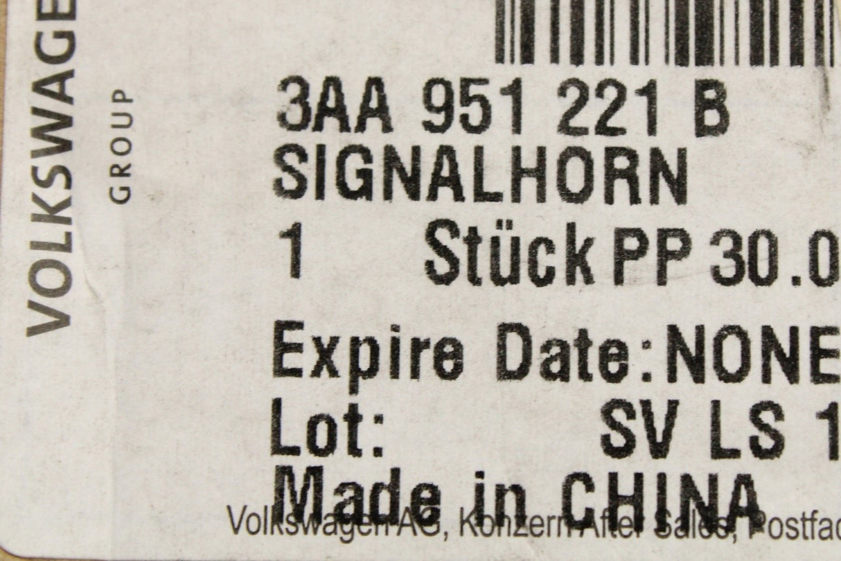 VW Passat B7 Sharan SEAT Ibiza 6J signal horn (low tone) 3AA951221B