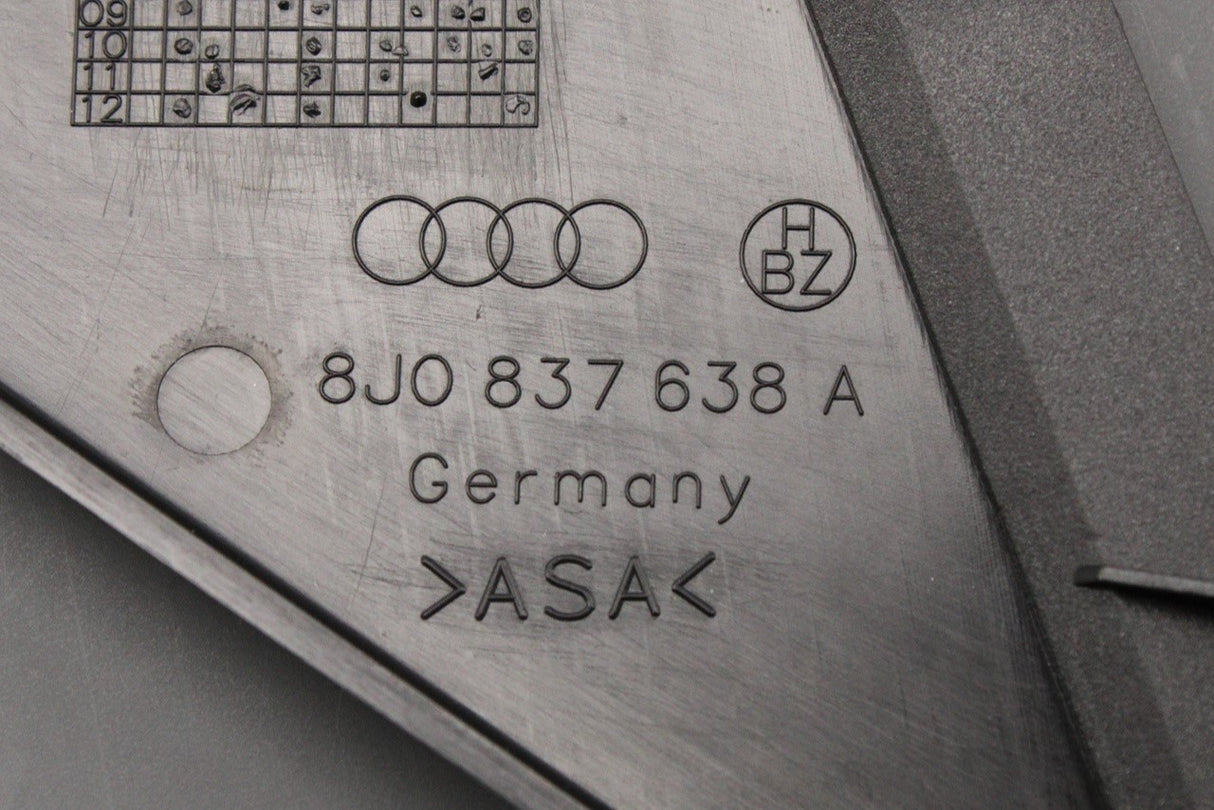 Audi TT TTS TTRS 2007-2014 exterior door trim (right) 8J0837638A