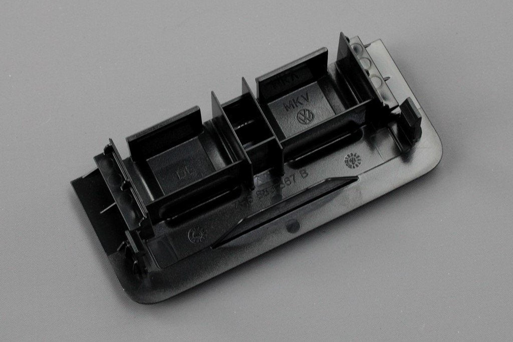 VW Transporter T6 rear seat guide rail end cap (rear) 7H5883867B 82V