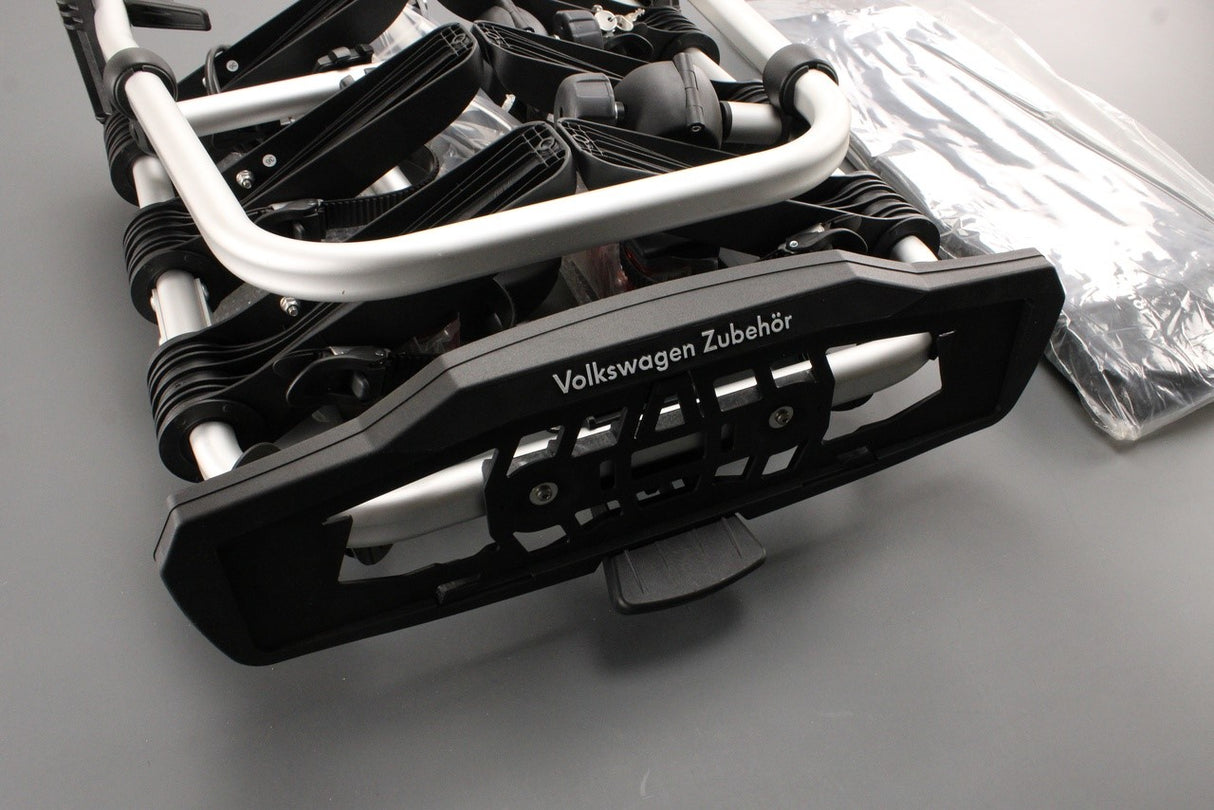 VW RHD tow-bar mounted bike carrier (3 bicycles) 3C2071105A