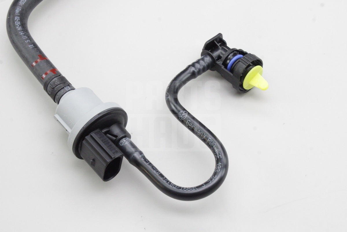 VW Audi Skoda SEAT CUPRA 1.5 TSI cylinder head breather hose 05E133366C