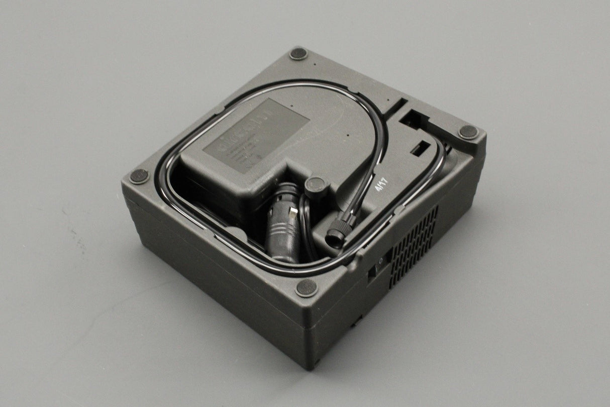 VW Audi Skoda SEAT 12v socket tyre inflator compressor 8P0012615A