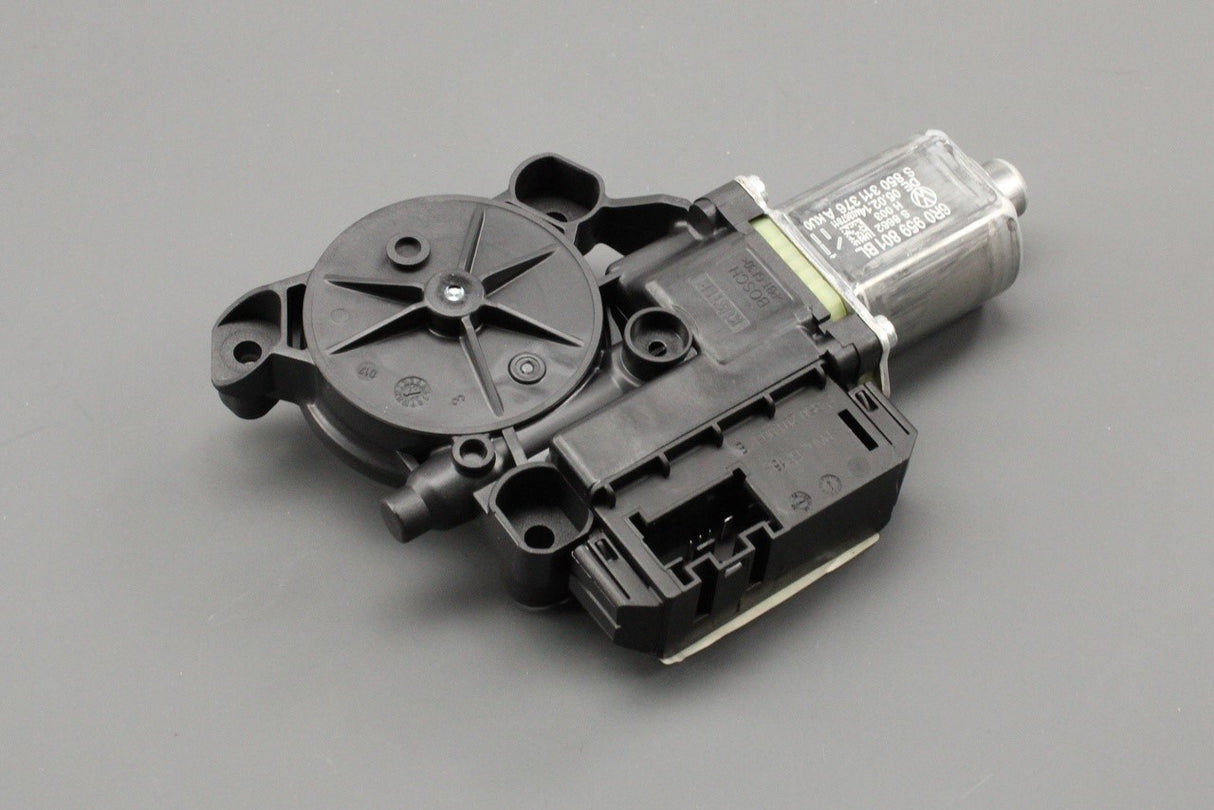 VW Beetle Cabrio 13-16 passenger electric window motor 6R0959801BL Z06