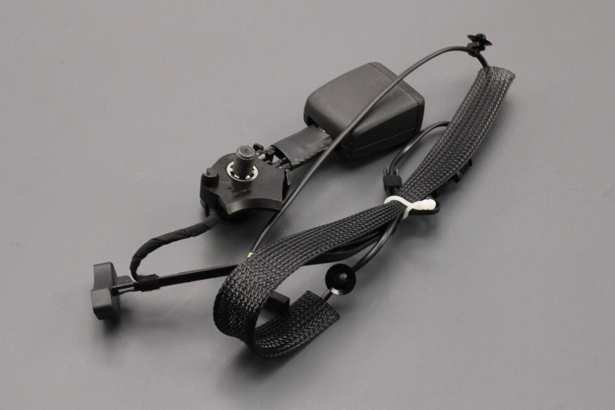 VW Tiguan Audi Q3 RSQ3 rear seat belt buckle (right) 5NA857754B MNB