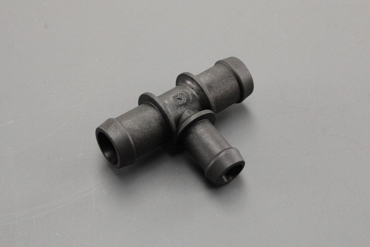 VW Golf MK7 Audi A3 Q7 Skoda SEAT Leon cooling system T piece N90794401