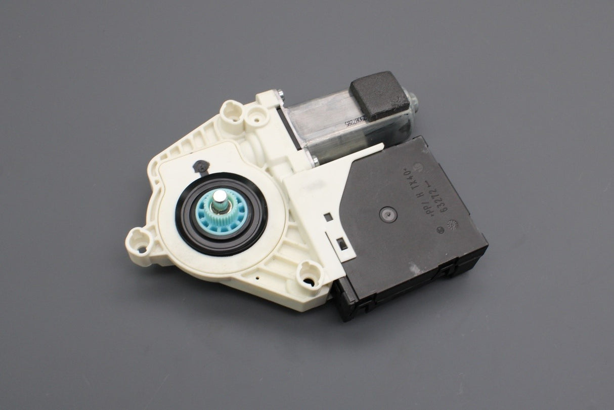 Audi A3 Cabriolet 2008-2013 LHD front drivers window motor 8P7959801D