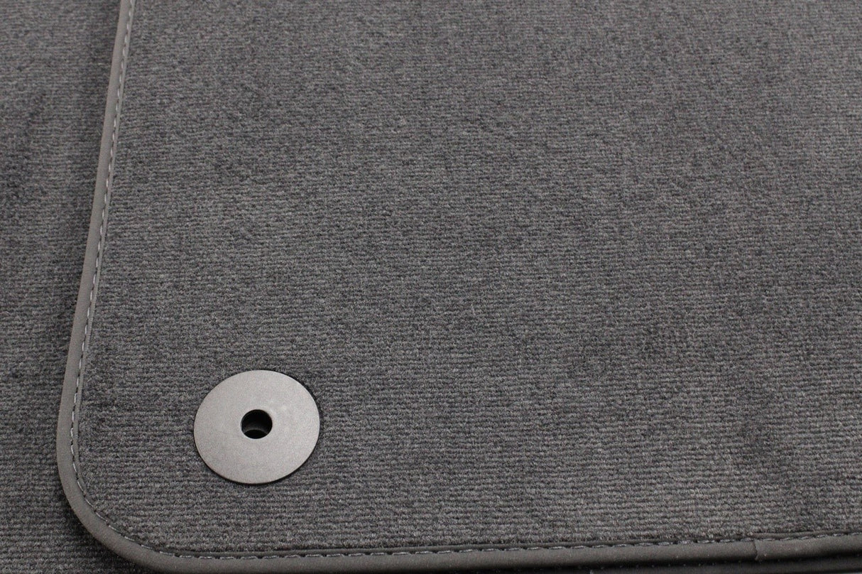 VW Transporter T6 2016-2020 RHD floor mats (front) 7E6863011A JYP