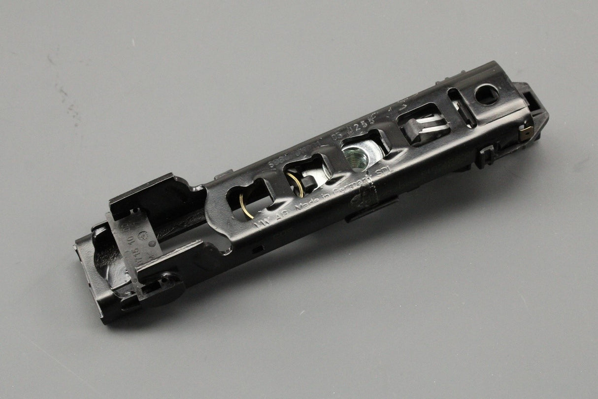 VW Golf 5G Audi A3 RS3 8V 2013-20 Seat belt height adjuster 8V0857819