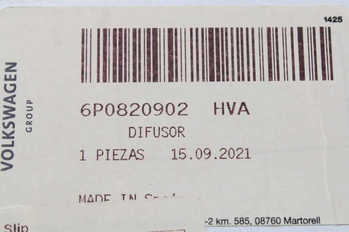 SEAT Ibiza Cupra 2016-17 dashboard air vent (left) 6P0820902 HVA