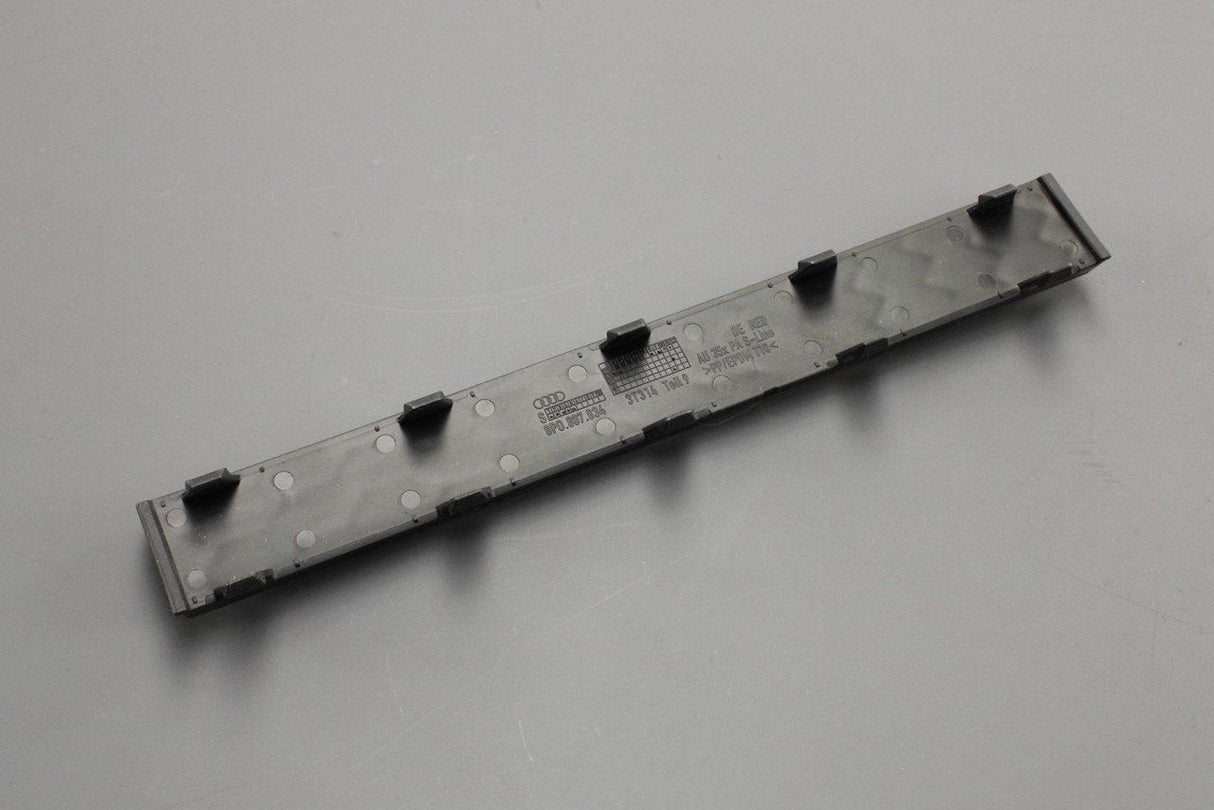 Audi A3 S-Line 09-13 bumper grille insert (rear right) 8P0807834 01C