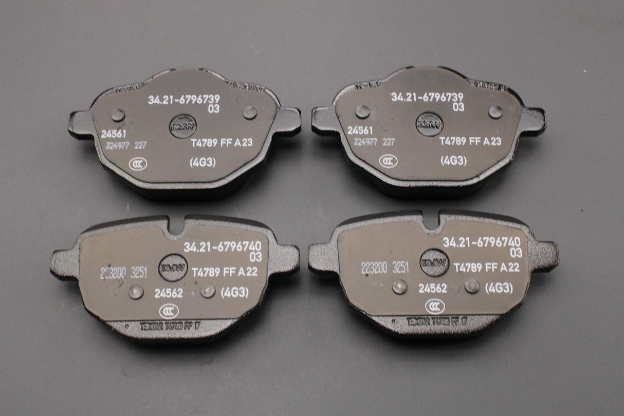 BMW i8 2013-2020 Z4 E89 X3 F25 X4 F26 brake pads kit (rear) 34216796741