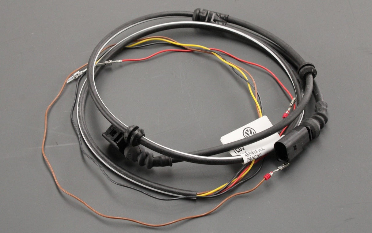 VW Transporter T5.1 front ABS speed sensor wiring loom (left) 7E0927903